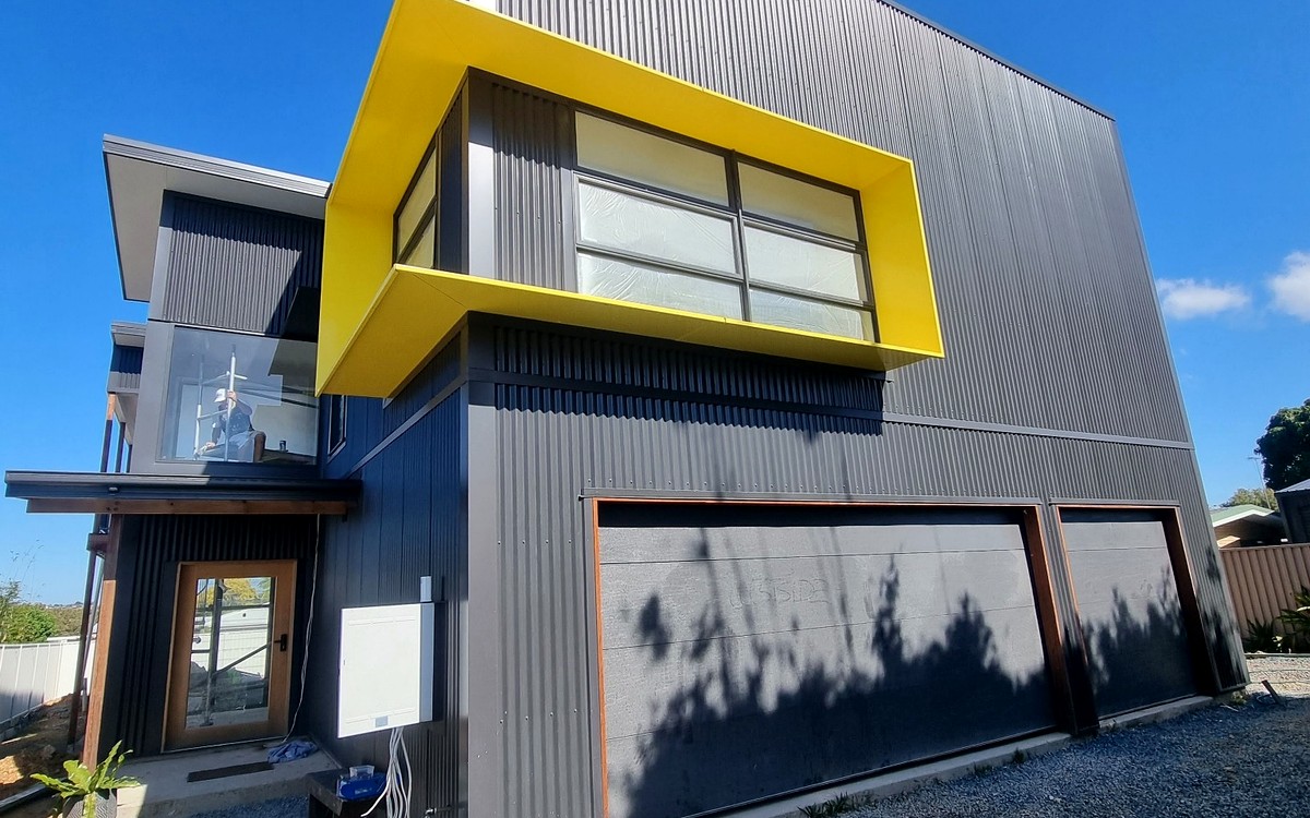 Modern dark wall cladding project